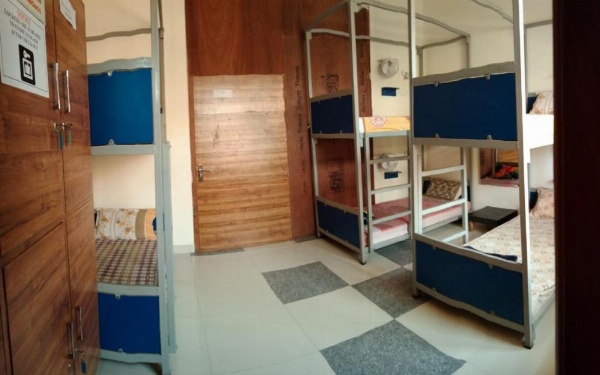 Taj Street Hostel image 20